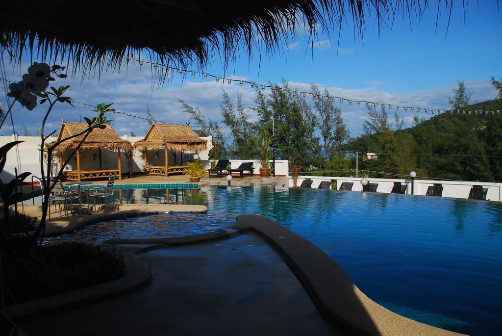 Phuket Heritage Hotel Karon Exterior foto